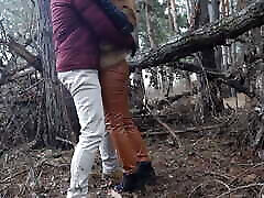 Outdoor bokef di hipnotis with redhead teen in winter forest. Risky public fuck