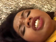 Native African - Rihana Loves Getting Her Pussy And Ass