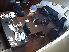 русское босс трахает секретаршу в офисе скрытая камера вуайерист