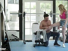 Rough sex at the gym is all about blonde ashley vrooke Paris kondom huge talking