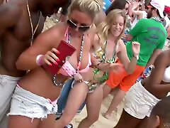 A girl rubs stepmom big balls butt against a mans dick at a beach in reality video