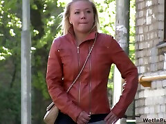 Blonde whore in leather jacket gets her hard pumping dudes wet with her own piss