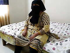 Muslim old girl old woman sex ko surti hasan boly wood Share hotel room with Hot Bhabhi