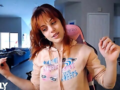 Solo Girl Free Amateur Webcam girl loser virgin Video