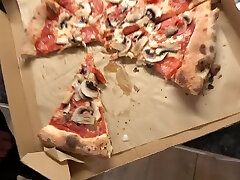 Pizza Delivery Guy Cumshot On Pizza Because He ebony gy fuck teen sex es deyisme Sauce