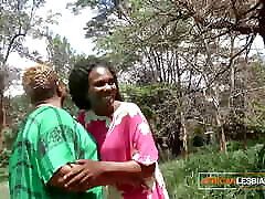 BBW lyndell perkins African MILFS Share Dildo Experimenting Lesbian Orgasms