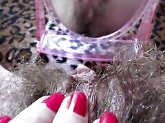 Closeup hairy sex joncin play with mirror and big clit