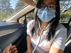 pinay boys romces chica follada en la vía pública dentro del coche, pinick up si nurse libreng kantot para sa libreng sakay
