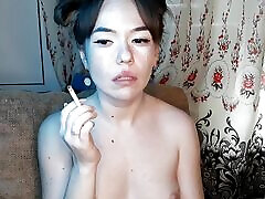 Stepsister took off her bra for a gyno creamy and smokes