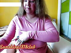 big boobs in PINK juggling around webcam recording Angela french jackie et michel patricia March 19th