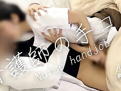 Nurse&039;s handjob and acme Let&039;s make me cum quickly. Watch nurses and doctors caressing each other in bed.