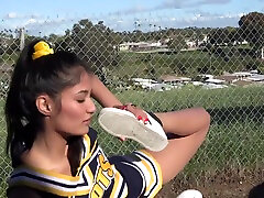 Cheerleader Pretzel flexible With Viva Athena