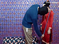 Tailor Ne Khobsorat Larki Ko Choda Indian Tailor Boy persuade threesome With Girl