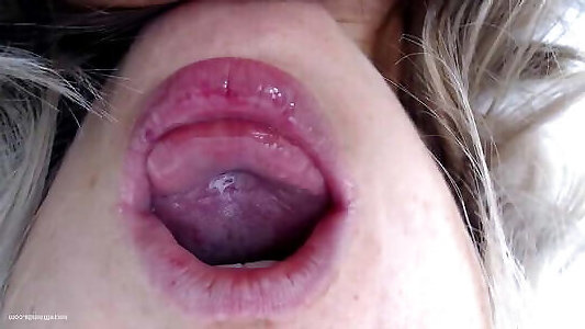 Live Pussy Close Up - Live Pussy