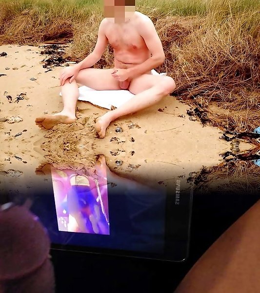 Порно видео веселье на голом пляже