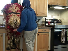 Real Arab Lesbian Couple In Marseille