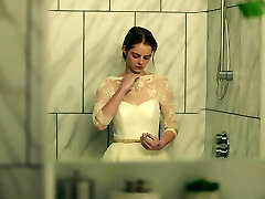 Samara Weaving - ''SMILF'' s2e08 Two