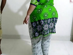 Fabulous MILF Palestinian Stepmom sweeping Room with Big Ass Swinging when stepson gets horny & Roughly fucked (cum inside)