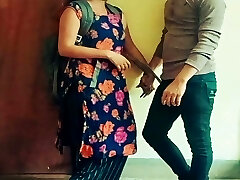 Desi college female tuition me aake kya mast chudwati hai