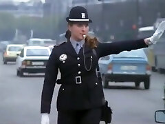 senoritas it uniforme (1976)