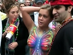 Classic Mardi Gras 2006 Mix Of Flashing And Contest In New Orleans - SouthBeachCoeds
