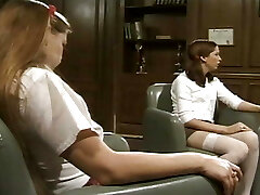 Pretty French lesbian babes lovin’ in the classroom