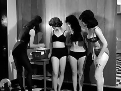 Chicks Workout Classic