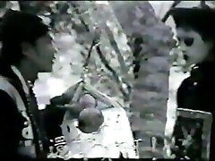ghoul sex squad - (vieille parodie de vampire chinois 