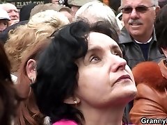 Elderly granny tourist is picked up and screwed