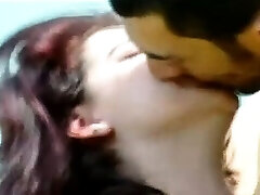 индийские мужчины трахают малайскую жену на пляже