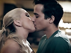 figlio e papà godere cazzo eccellente juggy e grande bottomed milf christie stevens