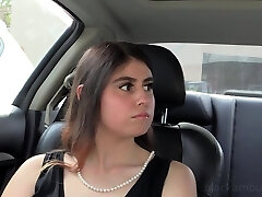 chubby, amateur chick ist dabei, sex mit einem schwarzen mann zu haben, zum ersten mal überhaupt