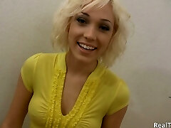 Solo Model With Natural Breasts Masturbates Using Machine