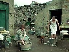 Agyness Deyn - 'Sunset Song' (2015)