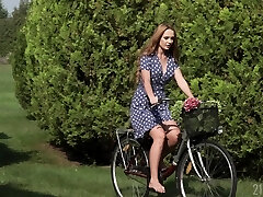 Russian ginger babe Kaisa Nord is making enjoy in the garden with her new boyfriend