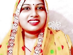 indiano desi bhabhi ne apne dever ke sath kiya kand jb gr me vo akeli thi desi gand ki chudai