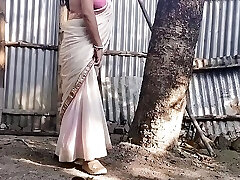 Outdoor Fuck By Local Sonali Bhabi ( Official Movie By Villagesex91 )