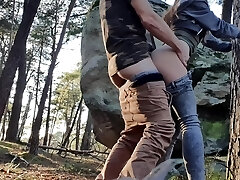 On Decide De Baiser Dans Foret Pour Le Nouvel An Quelquun Nous A Vu