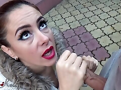 Wet Kelly In Outdoor Blowjob And Jism In Mouth