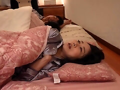 Vec-589 [sub] Her Mummy Who Came To Linger In A Small House