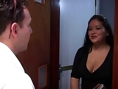 Hefty tits brunette banged by 2 hard cocks