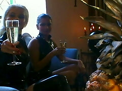 Goettin en in Latex (Full Movie)