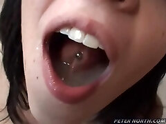 Smoking hot Latina brown-haired Porsha Blaze likes it deep