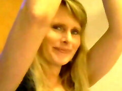 CUMING on a bull horn