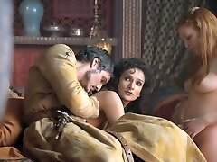 Game of Thrones S04E01 (2014) - Josephine Gillan, Kristen Gillespie