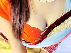 Maalkin ne choosa hai naukar ka land aur naukar ne ghusaaya madam kee glorious choot mein land uh ahh utter hindi audio voice