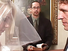 Blindfolded bride gets surprised by two hard cocks at once