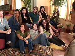 Guide to oral sex Adrianna Nicole teaching housewives deep-throating skills