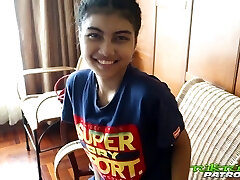Inborn svelte Asian gal Pauw is more than ready for some oral petting