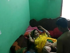 Repido boy fuck desi salu bhabhi